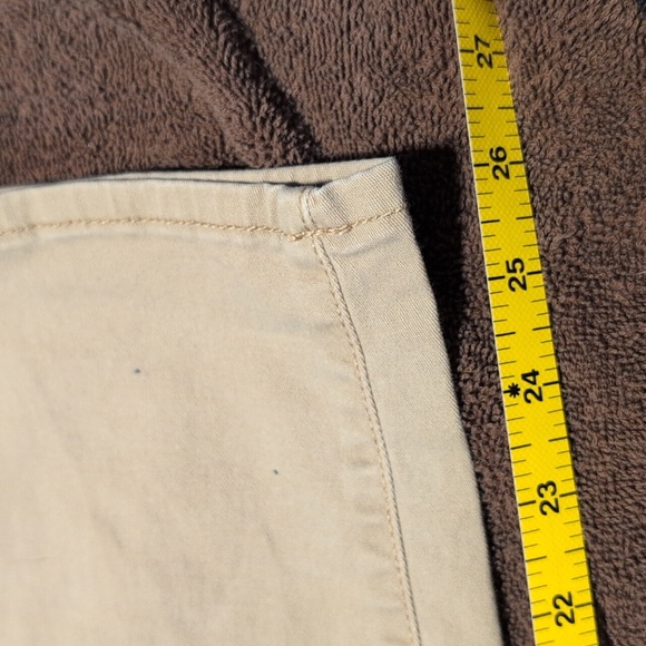 No Boundaries Low Rise Skinny Jeans - Beige - Picture 5 of 7